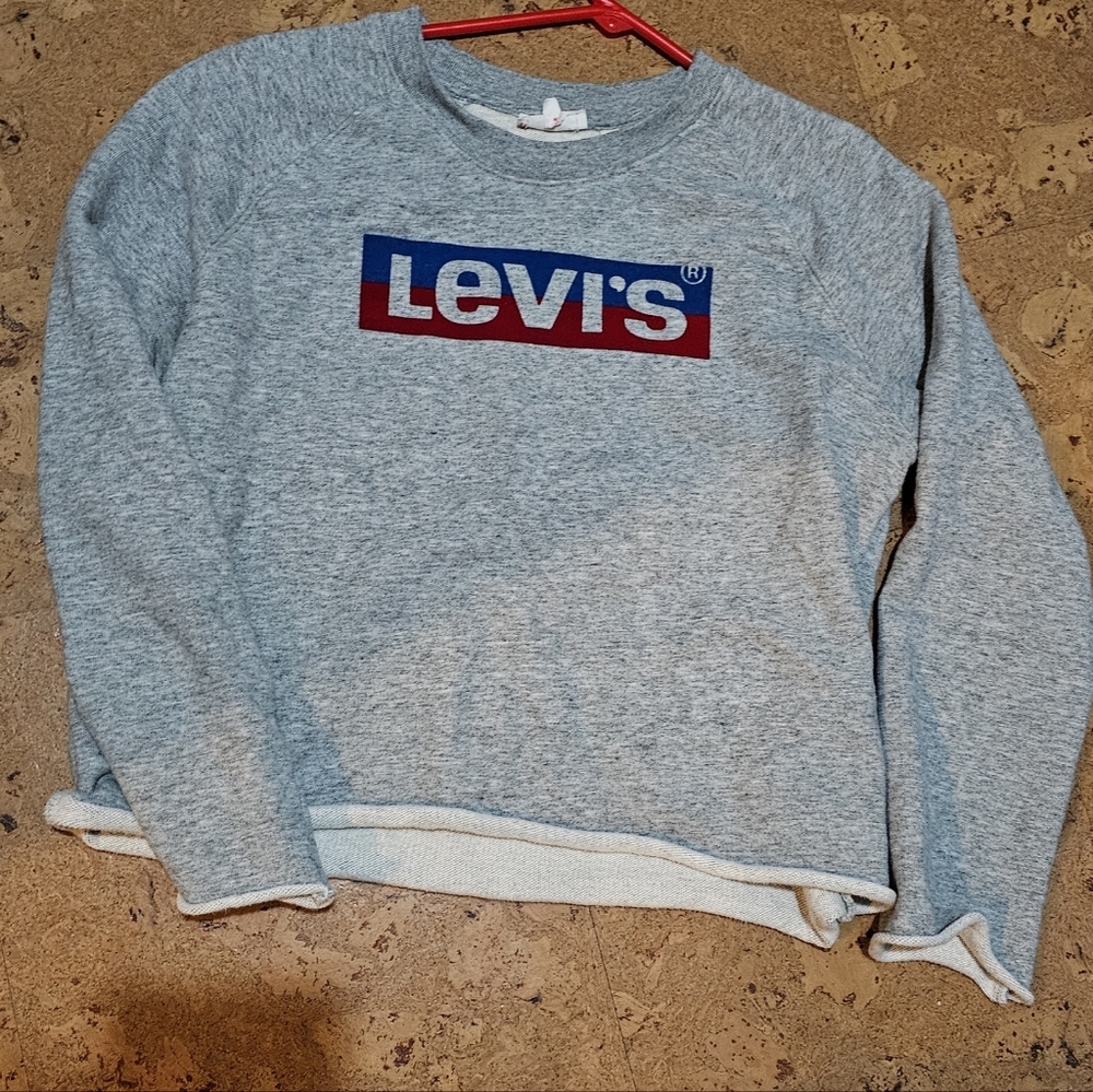Women's clothing